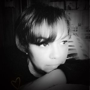 Meet your Posher, Desiree